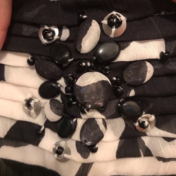 Sleeveless A line midi dress, 2 - Picture 3 of 5